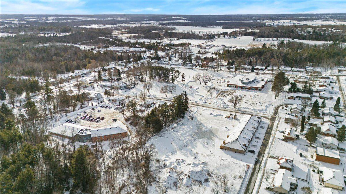 Tweed, ON K0K 3J0,167 Pomeroy AVE