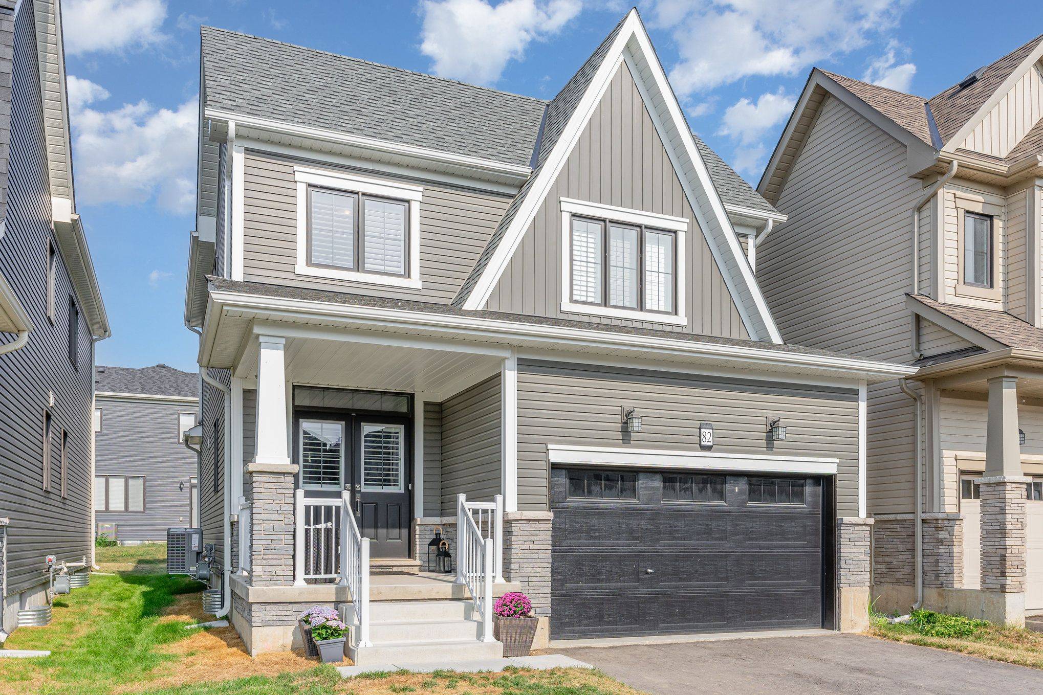 Haldimand, ON N3W 0H6,82 Lilac CIR