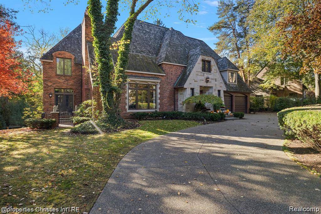 Birmingham, MI 48009,633 Hawthorne ST