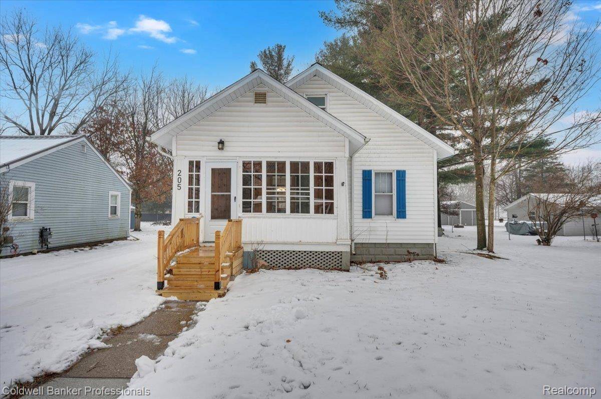 Corunna, MI 48817,205 Ferry ST