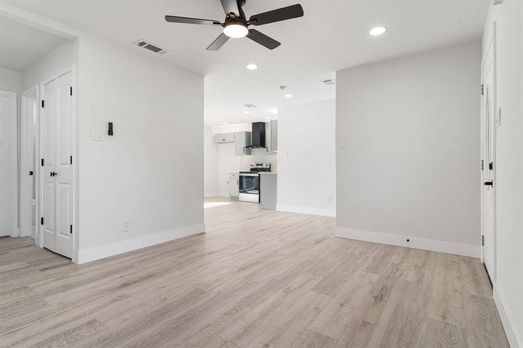 Arlington, TX 76010,1604 Arbor Lane