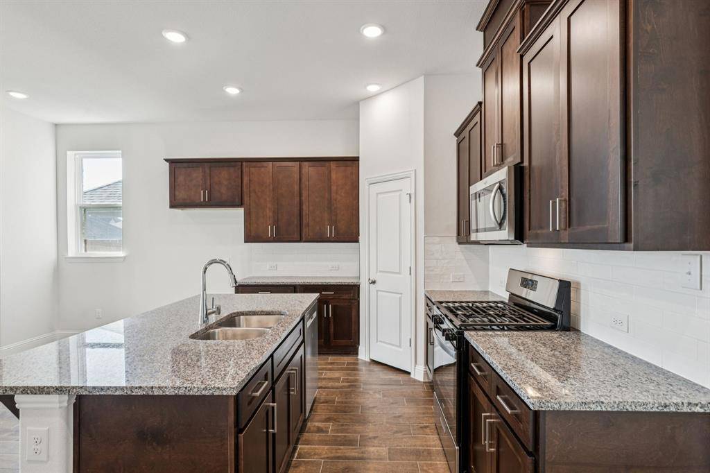 Anna, TX 75409,404 Portina Drive