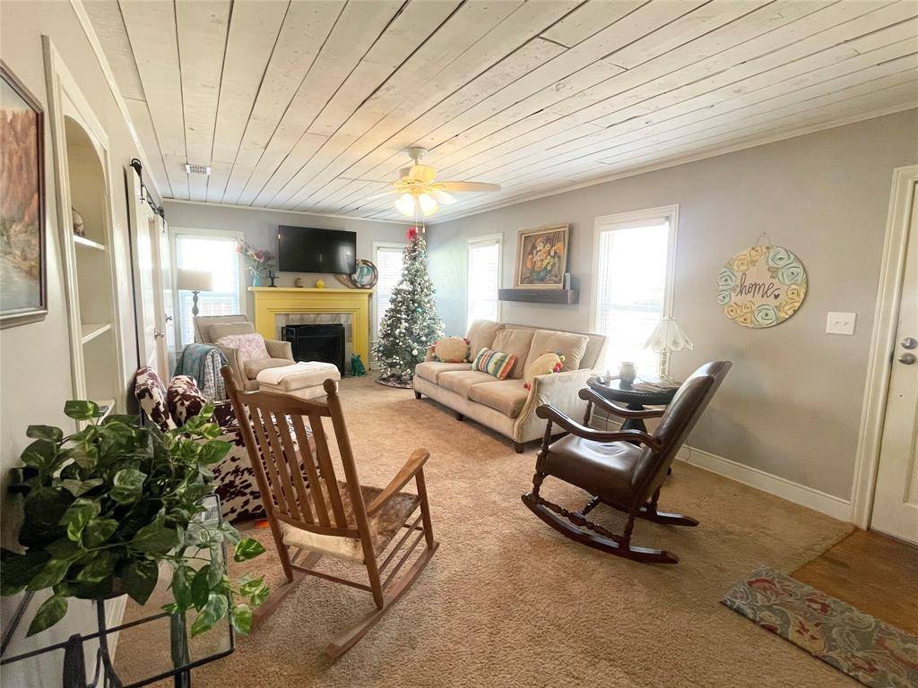 Graham, TX 76450,1208 Carolina Street