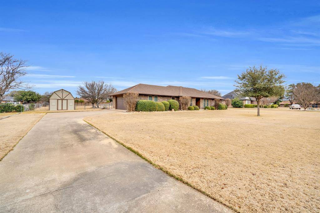 Oak Leaf, TX 75154,609 Shallow Creek Drive