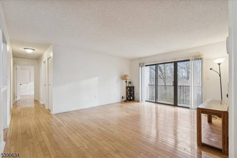 Piscataway Twp., NJ 08854,255 Hampshire Ct