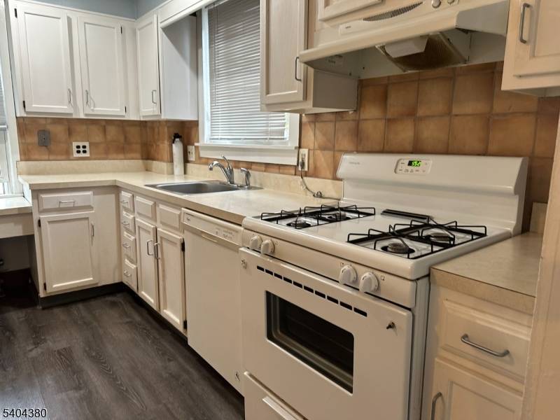 Bloomfield Twp., NJ 07003,177 Hoover #2