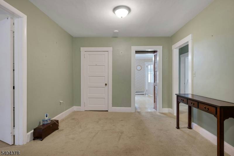 Mendham Boro, NJ 07945,40 Mountain Ave