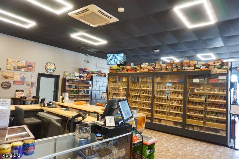 Newark City, NJ 07114,699-701 Frelinghuysen Ave