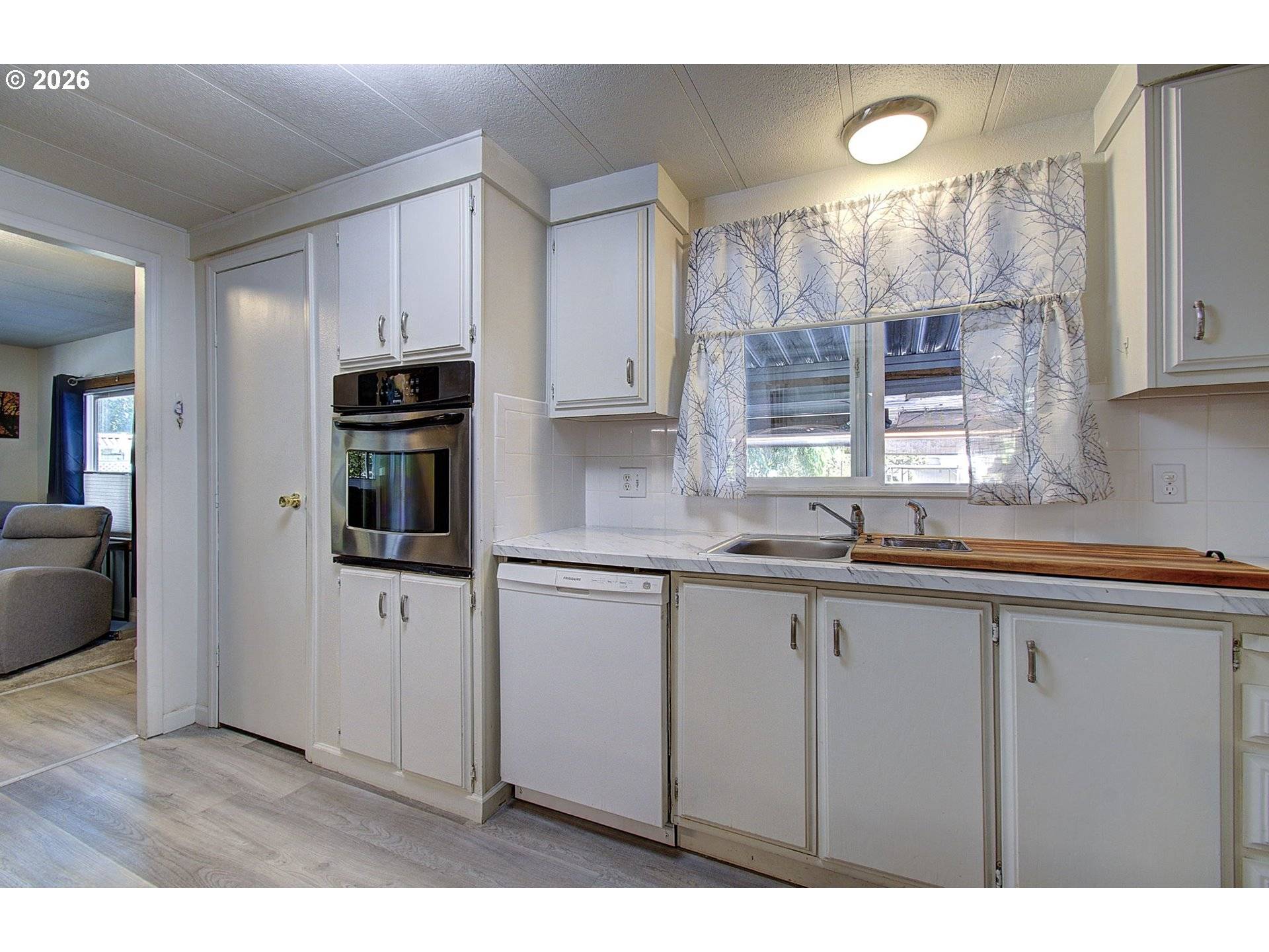 Vancouver, WA 98682,5404 NE 121ST AVE