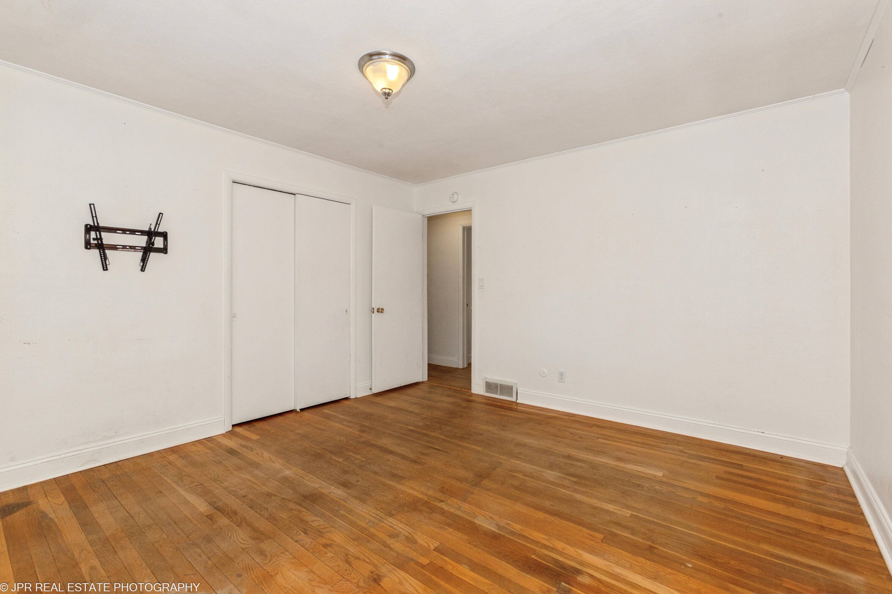 Benton Harbor, MI 49022,161 Eloise DR