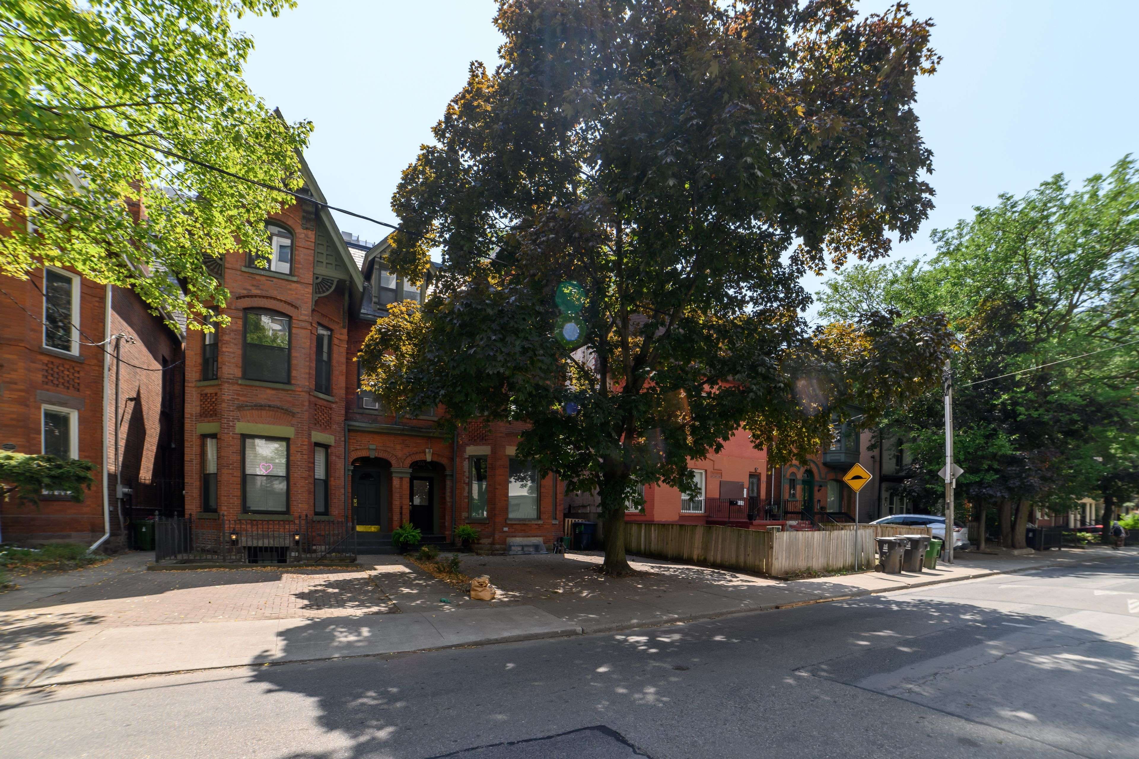 Toronto C08, ON M4Y 1M2,103 Gloucester ST #Bsmt