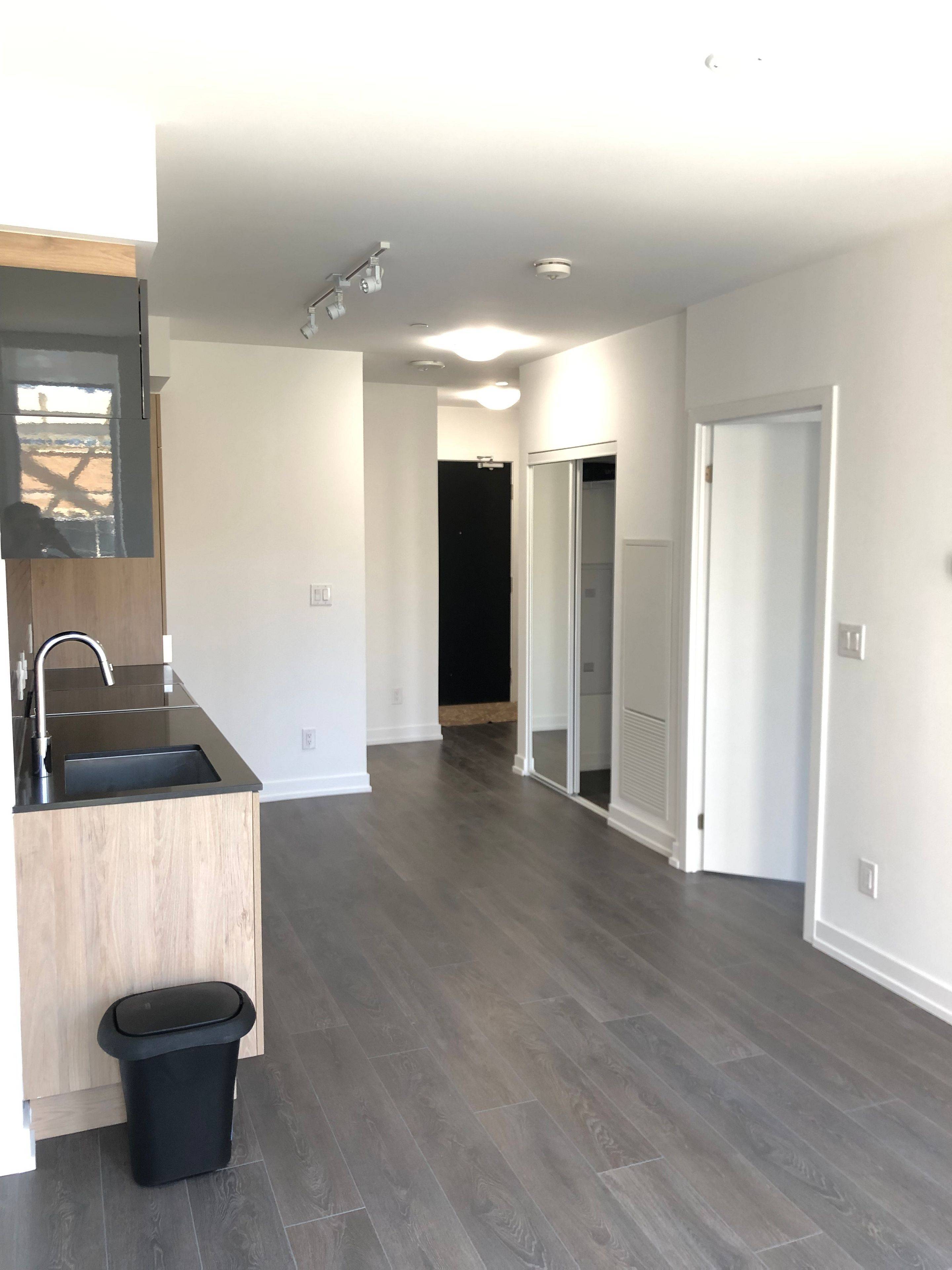 Toronto C08, ON M4Y 1J2,159 Wellesley ST E #304