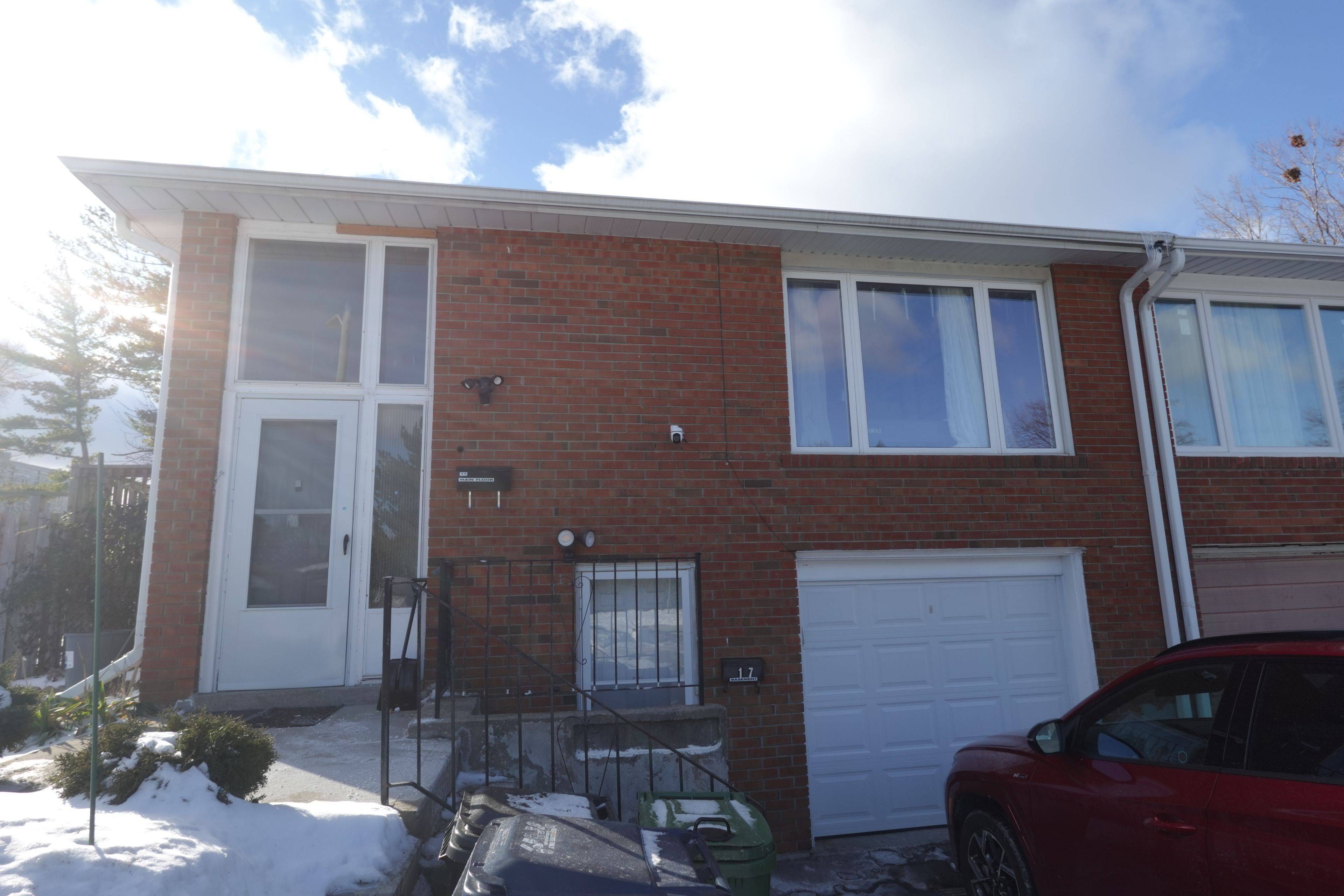 Toronto E05, ON M1W 2G2,17 Darnborough WAY #BSMT