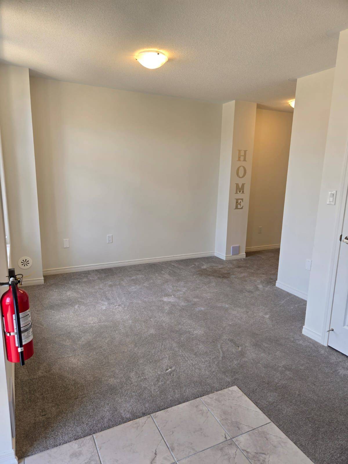 Oshawa, ON L1K 3G1,1431 Coral Springs PATH