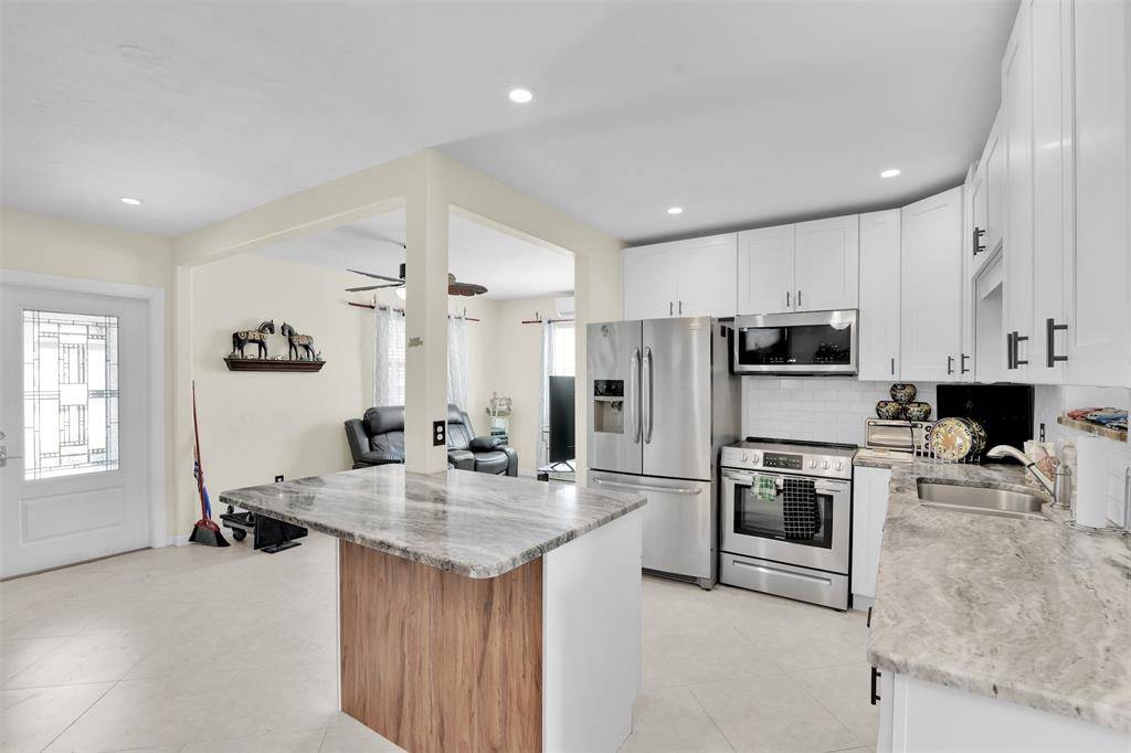 Pompano Beach, FL 33064,5221 NE 16th Ave