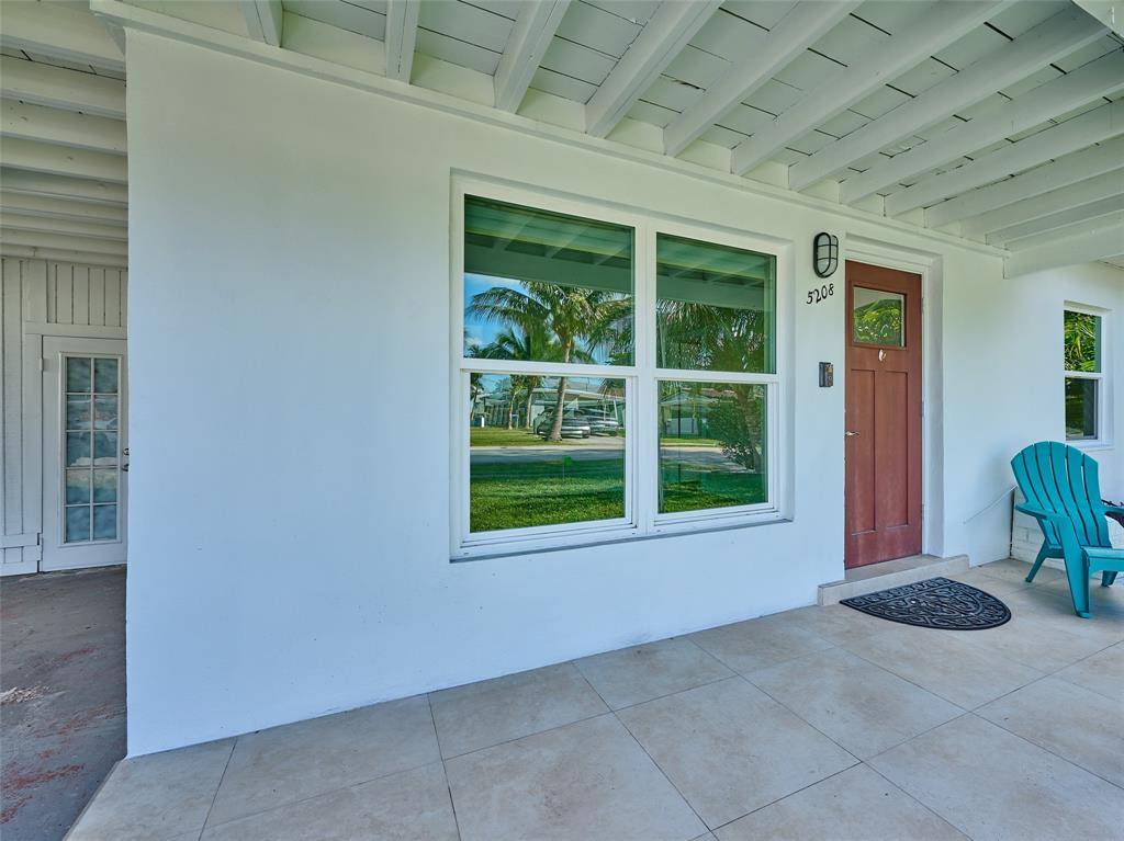 Oakland Park, FL 33334,5208 NE 2nd Ave