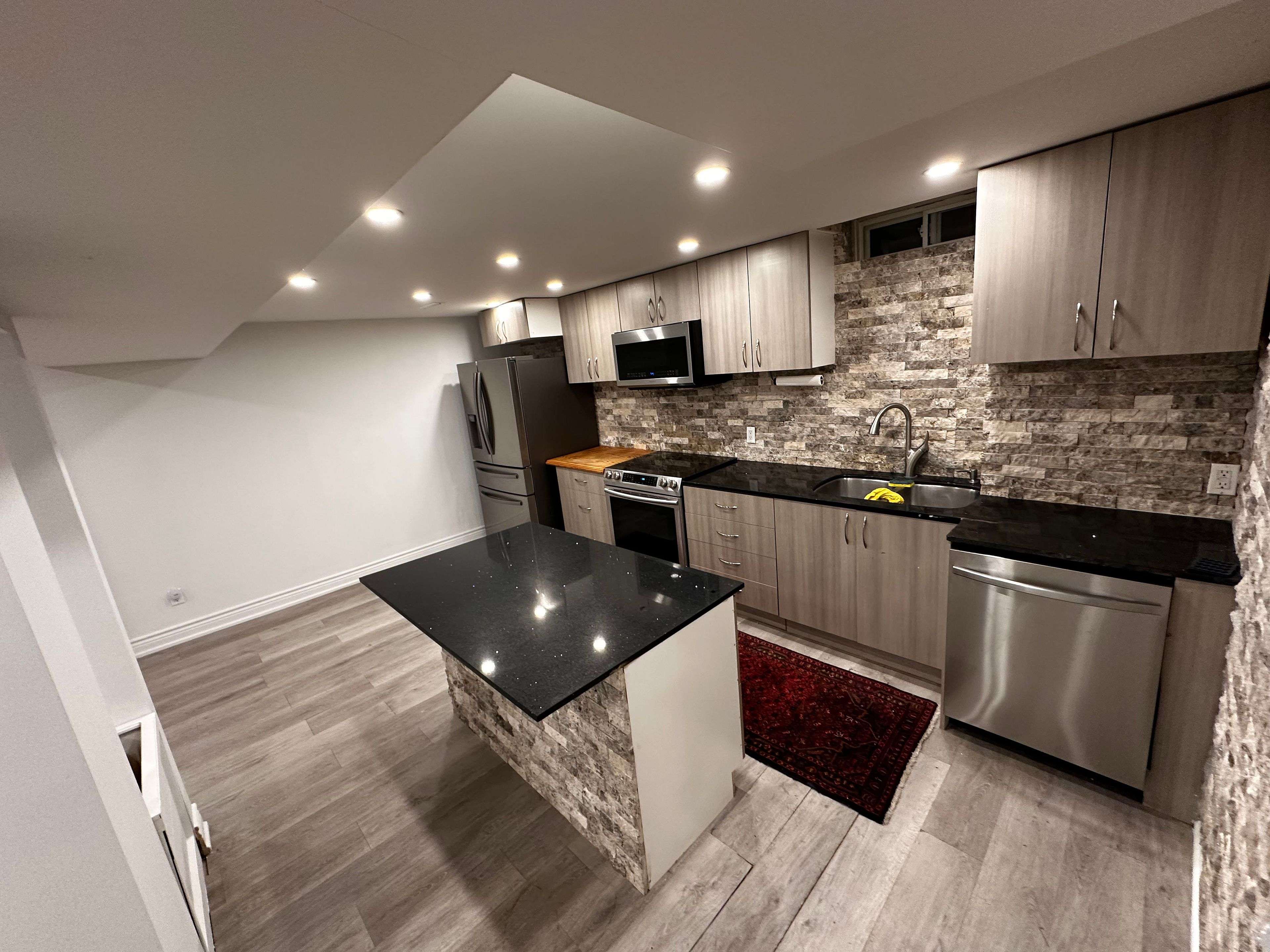 Newmarket, ON L3Y 6P8,524 Bristol RD ##Bsmt