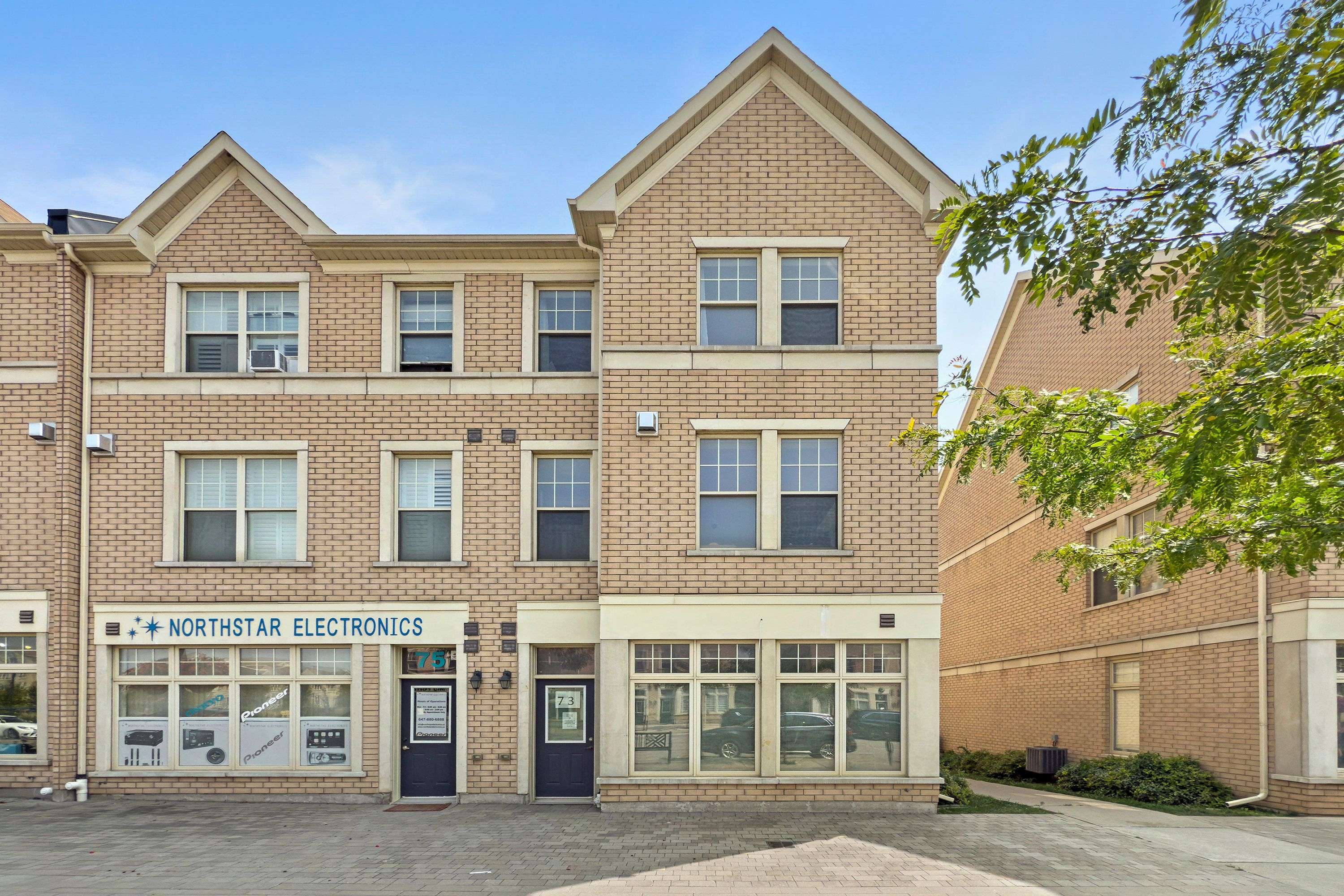 Markham, ON L6C 0P1,73 Cathedral High ST