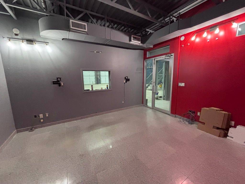 Vaughan, ON L4K 5Y7,399 Four Valley DR #6 & 7