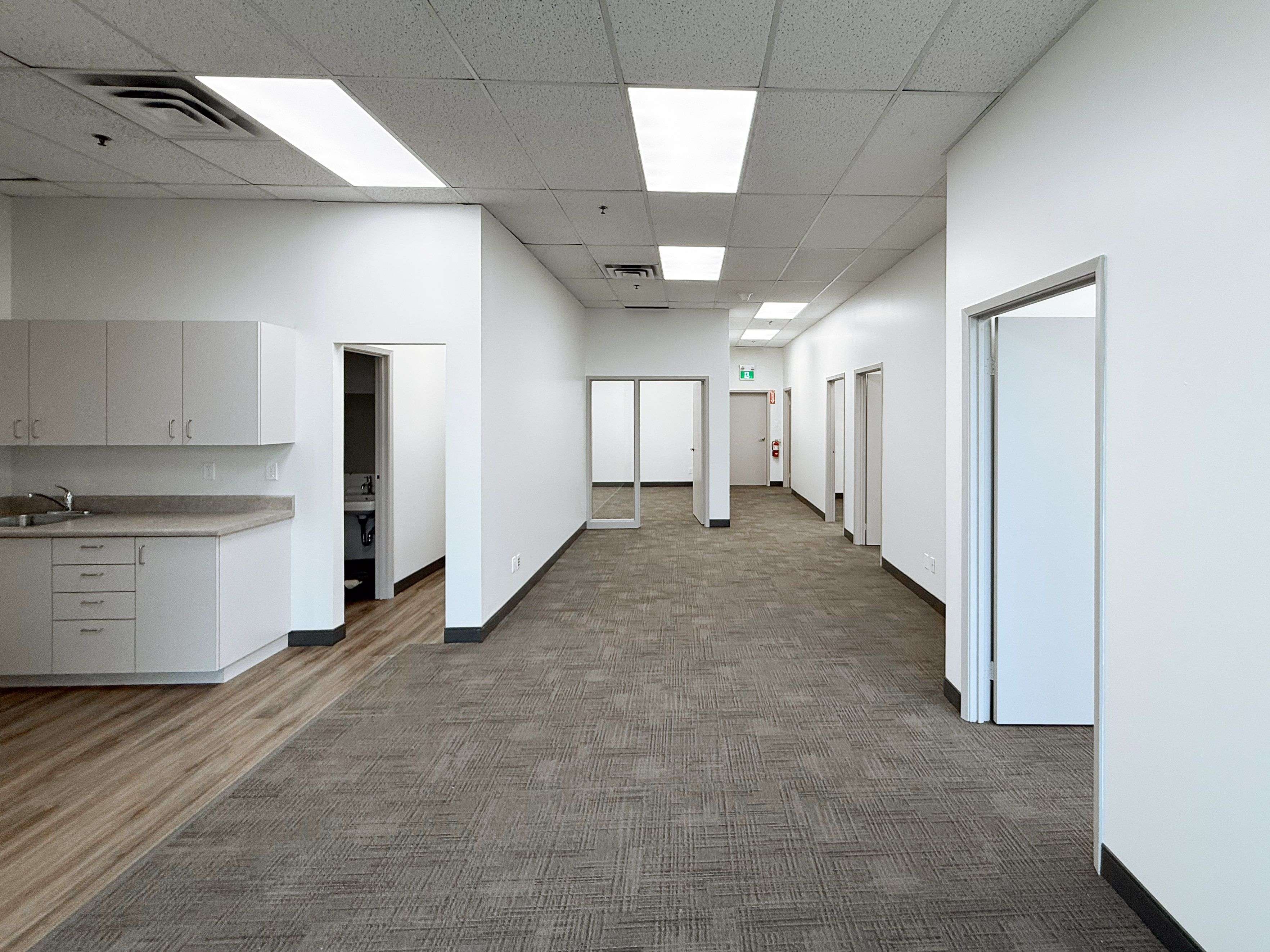 Mississauga, ON L5N 5M4,2820 Argentia RD #4