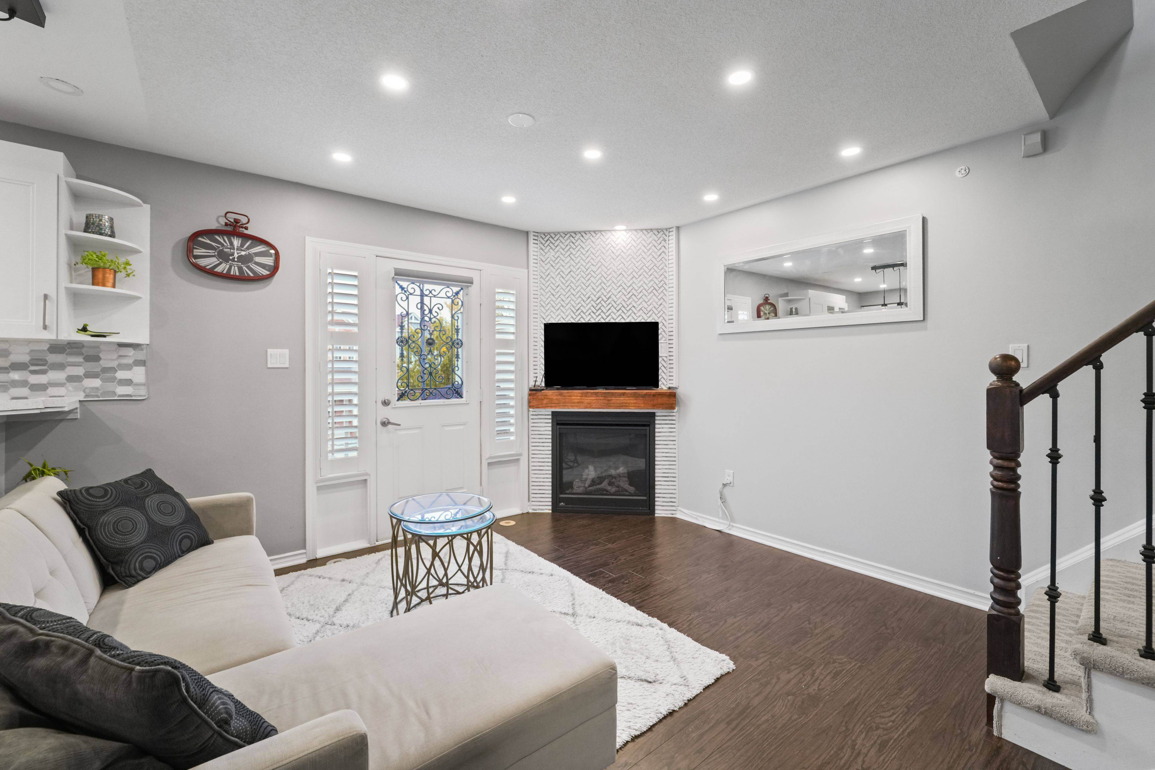 Milton, ON L9T 0K7,917 Burrows Gate