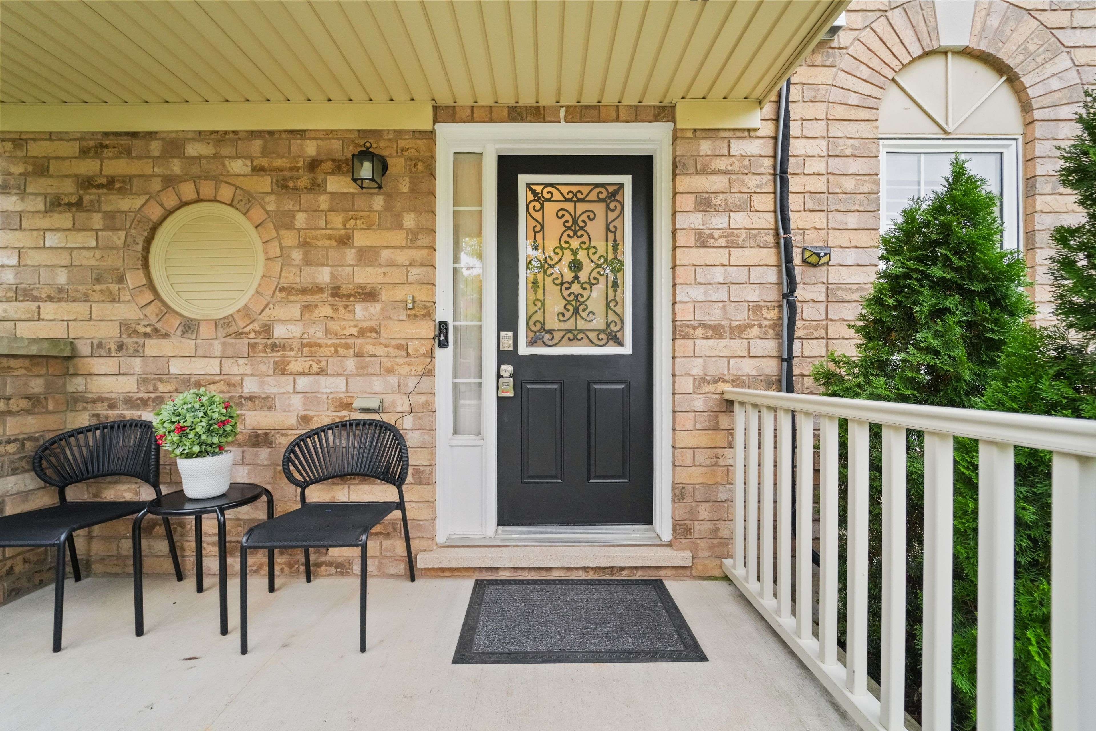 Milton, ON L9T 0K7,917 Burrows Gate