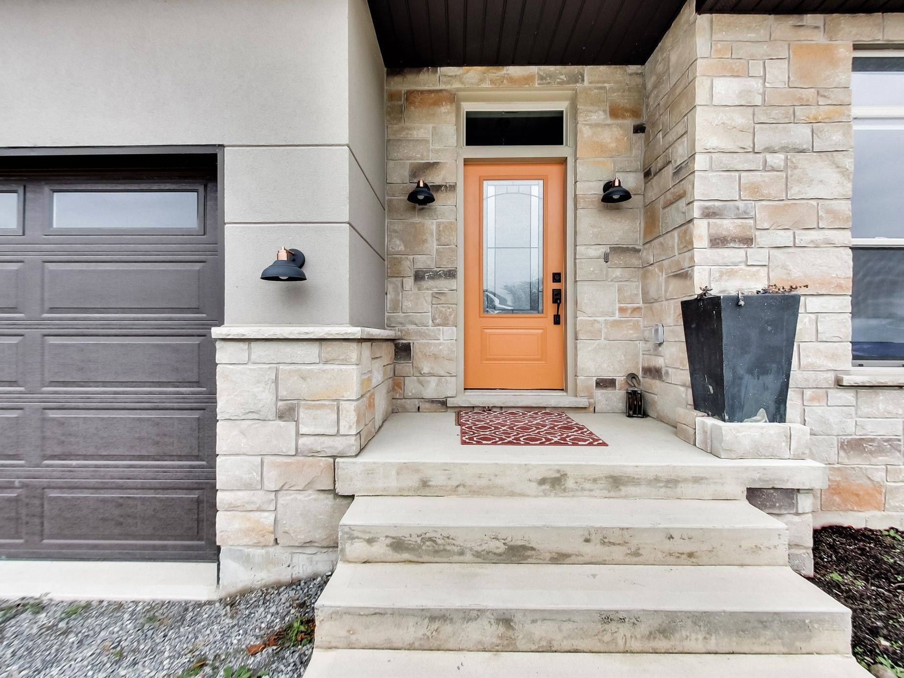 Port Colborne, ON L3K 0A8,6 Renfield ST