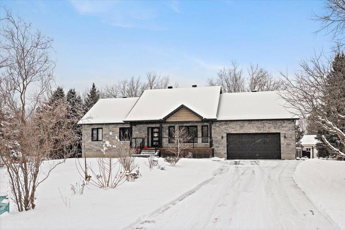 Clarence-rockland, ON K0A 1E0,3 Longtin ST