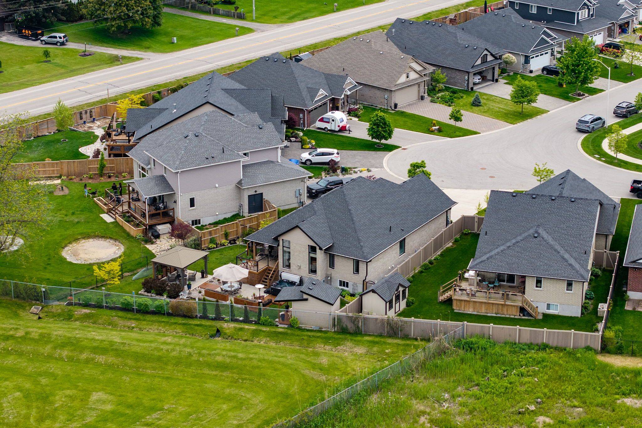 Central Elgin, ON N5L 0A5,208 Emery ST