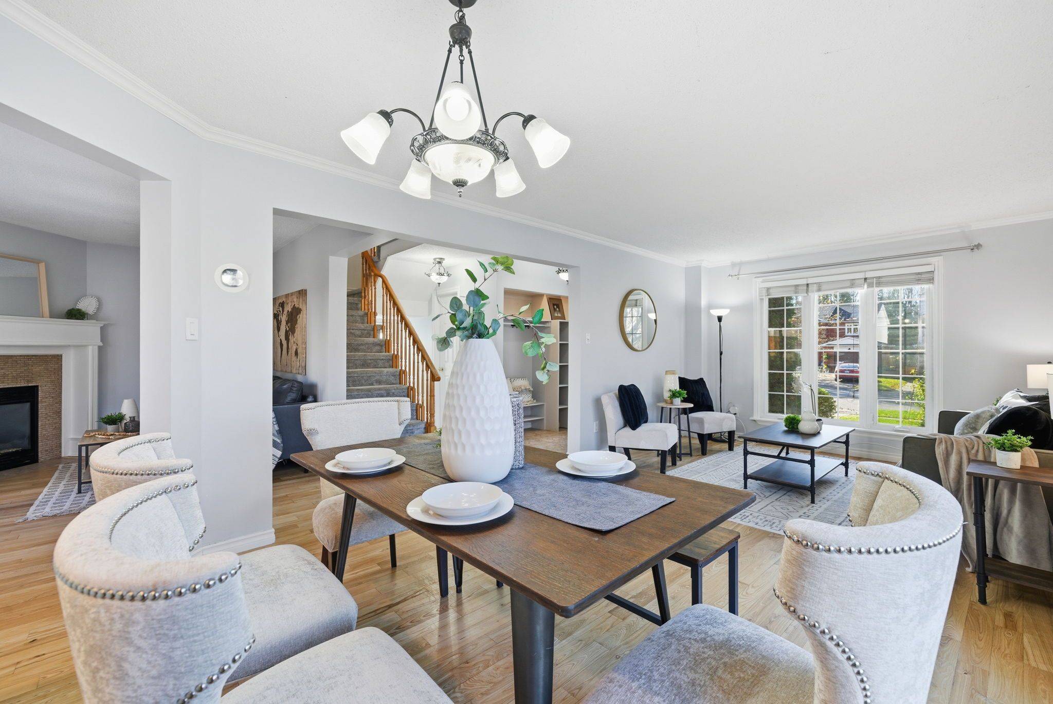 Cobourg, ON K9A 4X9,719 Daintry CRES