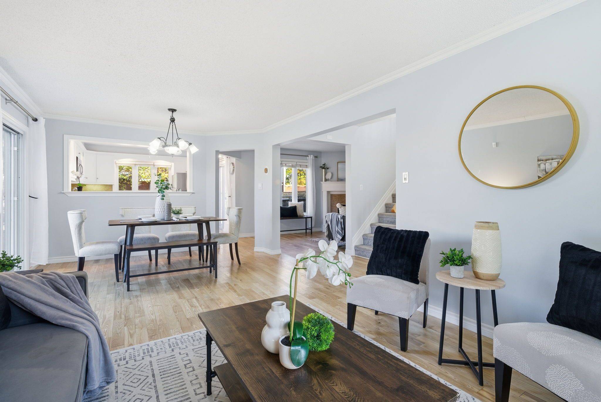 Cobourg, ON K9A 4X9,719 Daintry CRES