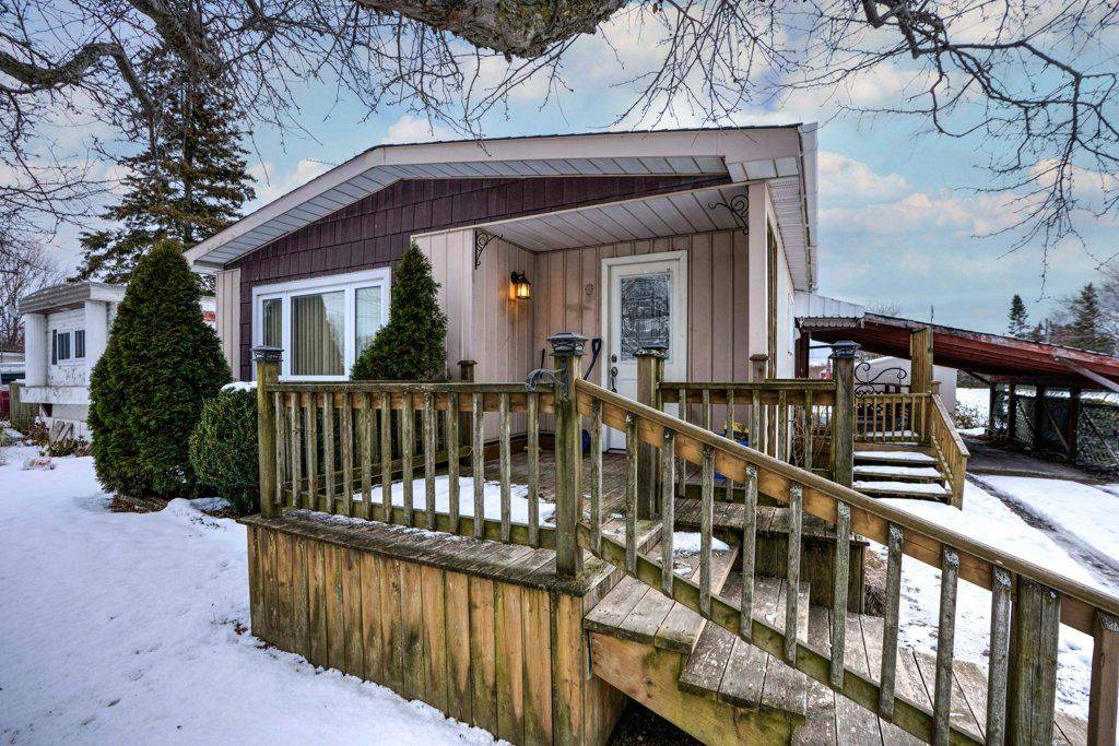 Prince Edward County, ON K0K 2T0,1231 County Rd 11 RD