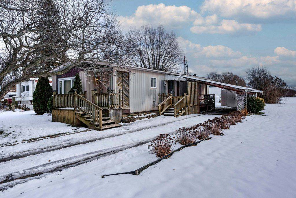 Prince Edward County, ON K0K 2T0,1231 County Rd 11 RD