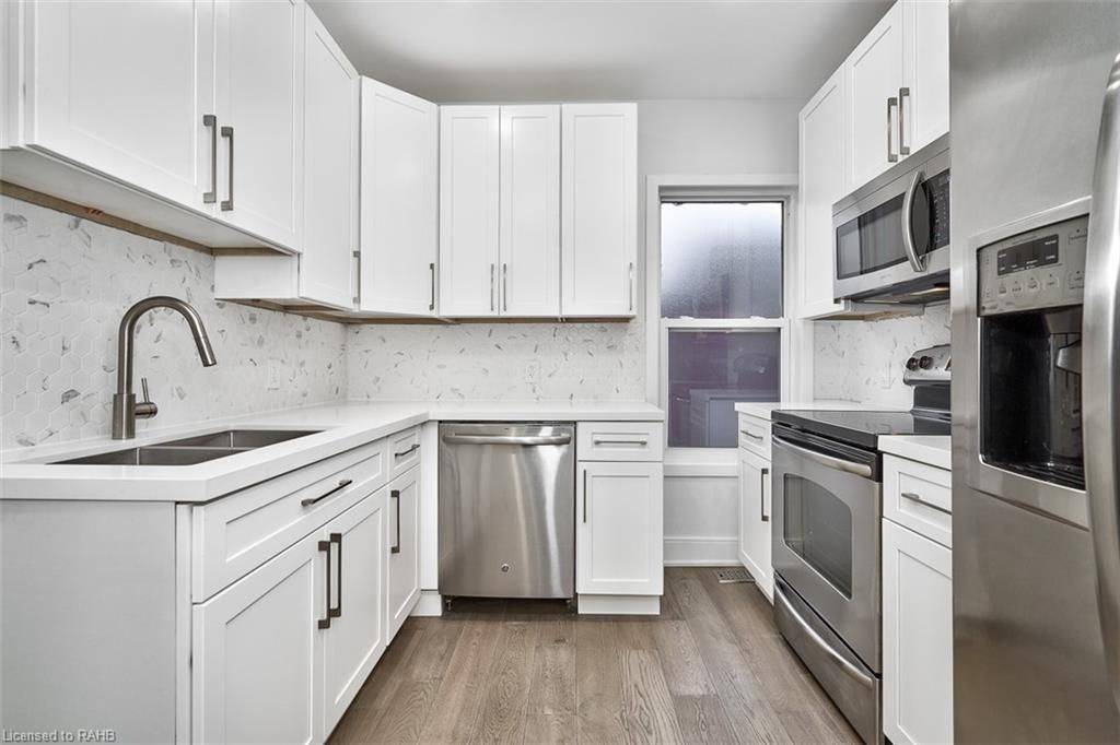 Hamilton, ON L8L 2G9,734 Cannon ST E #2