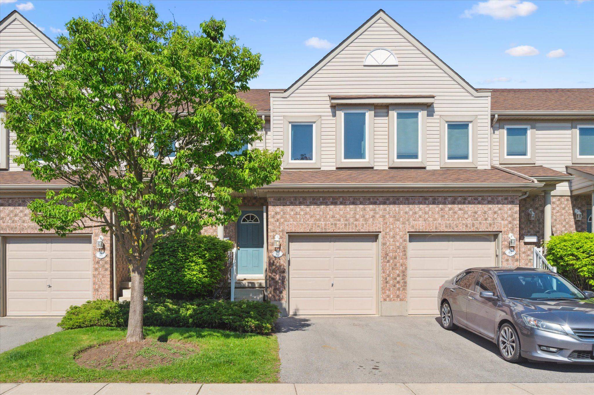 Guelph, ON N1L 1M8,69 Roehampton CRES