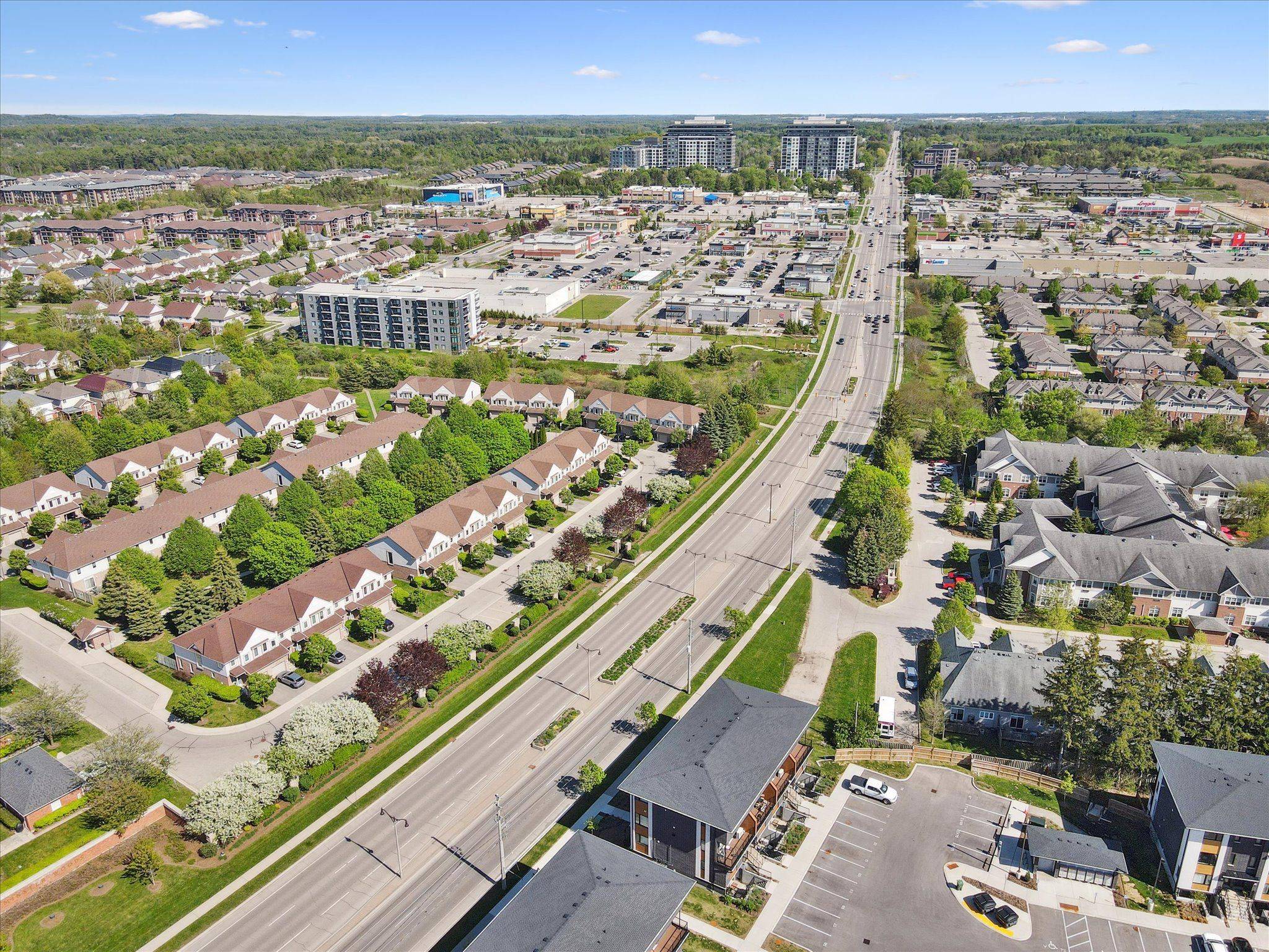 Guelph, ON N1L 1M8,69 Roehampton CRES