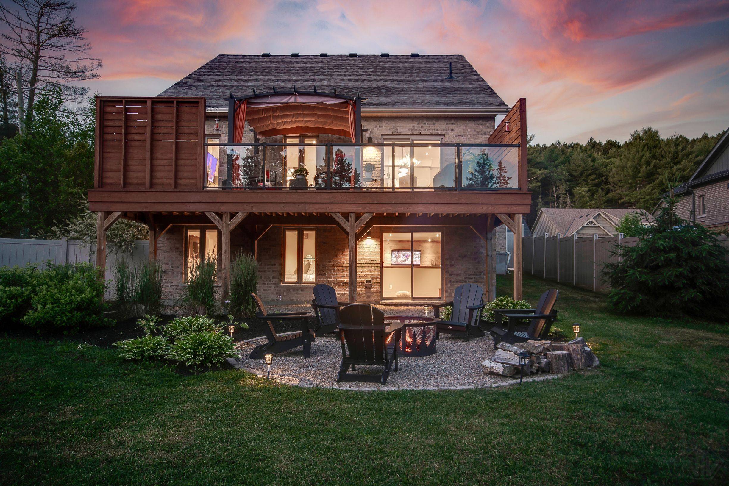 Huntsville, ON P1H 0C6,75 SELKIRK DR