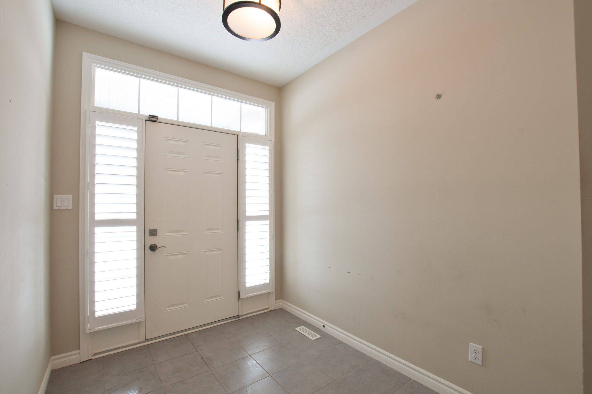 London North, ON N6G 5R8,1158 Smither RD