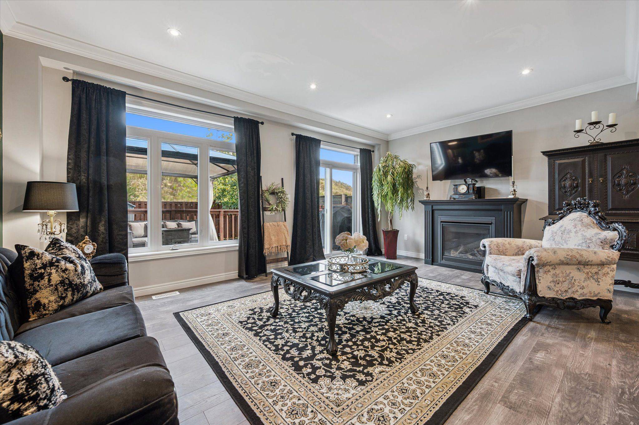 Centre Wellington, ON N0B 1S0,84 Cutting DR