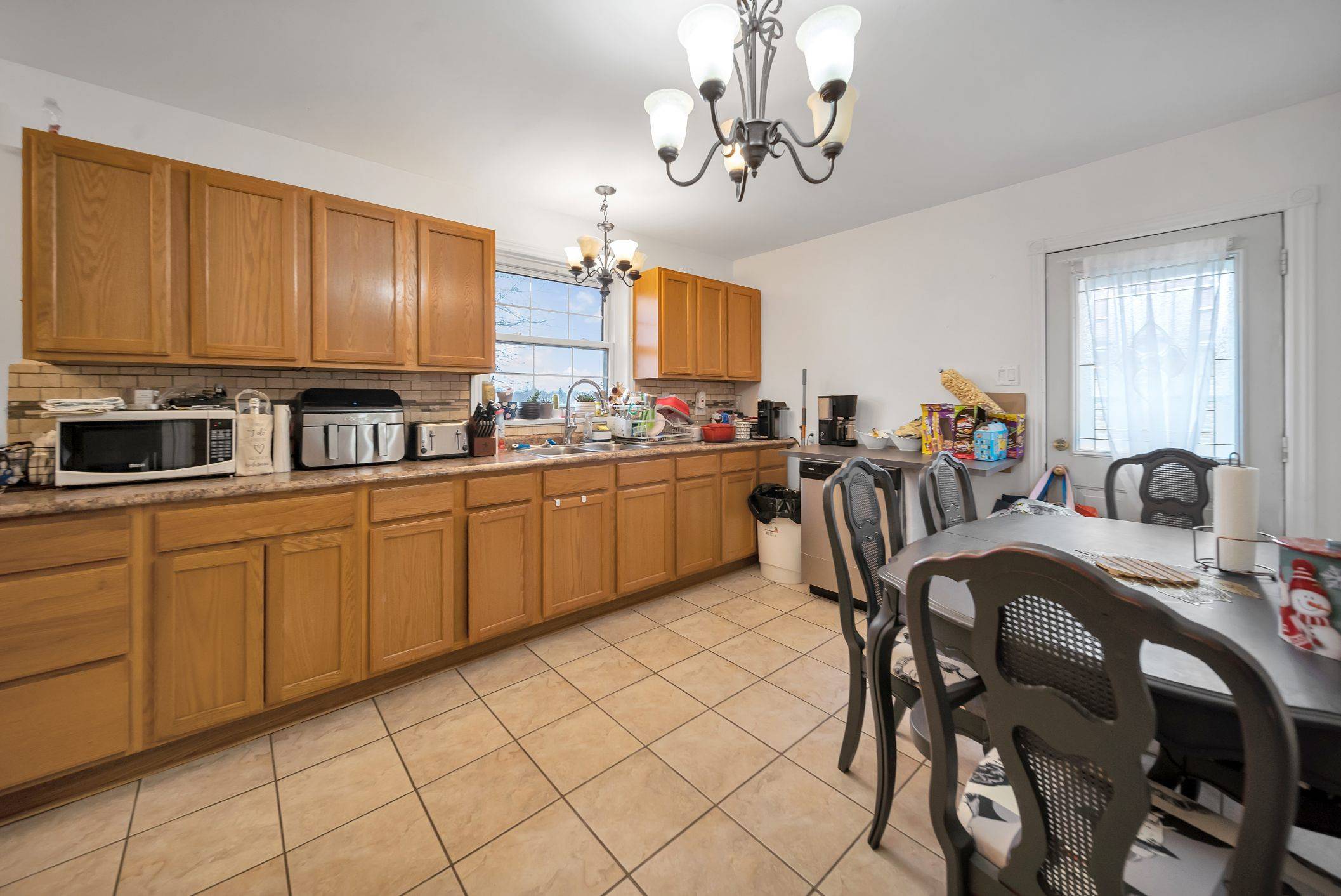 Cambridge, ON N1R 1C6,65 BROOKLYNE RD E