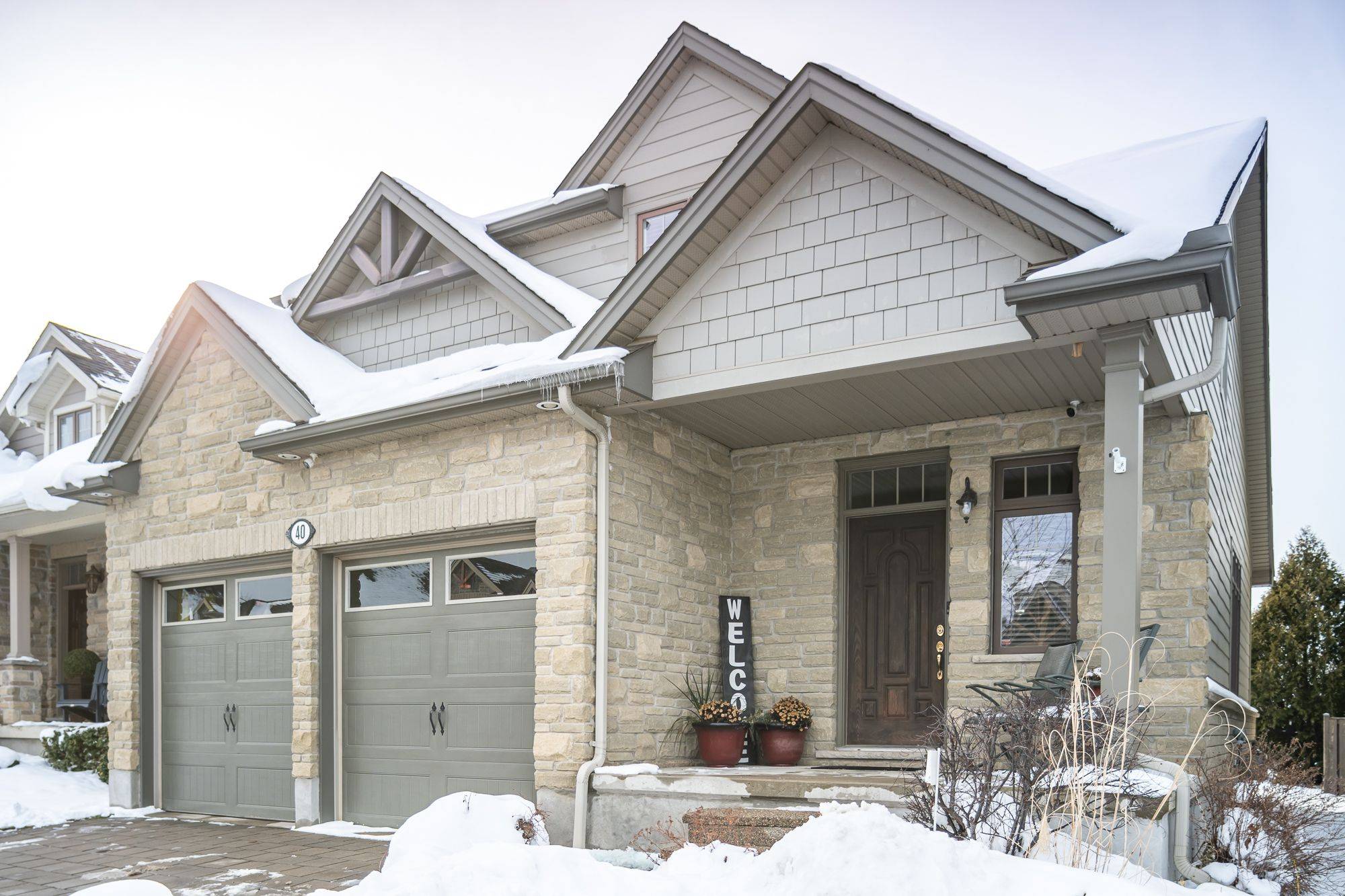 London South, ON N6K 5B9,1630 Shore RD #40