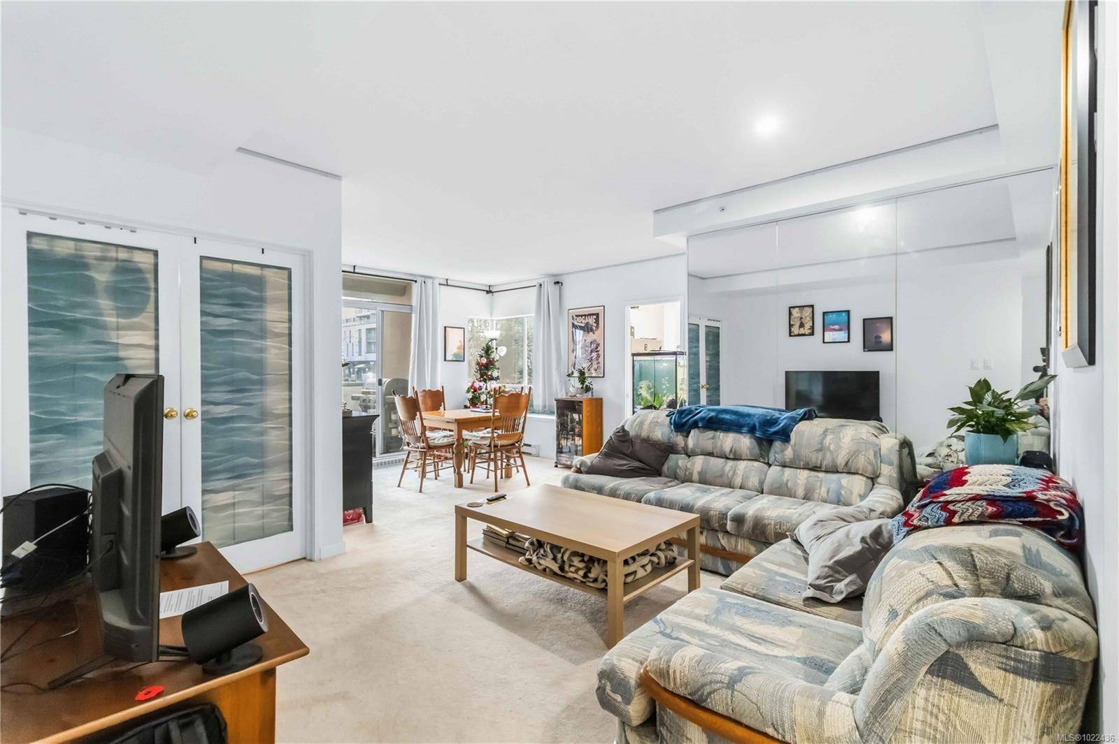 Victoria, BC V8V 4Y4,1020 View St #207