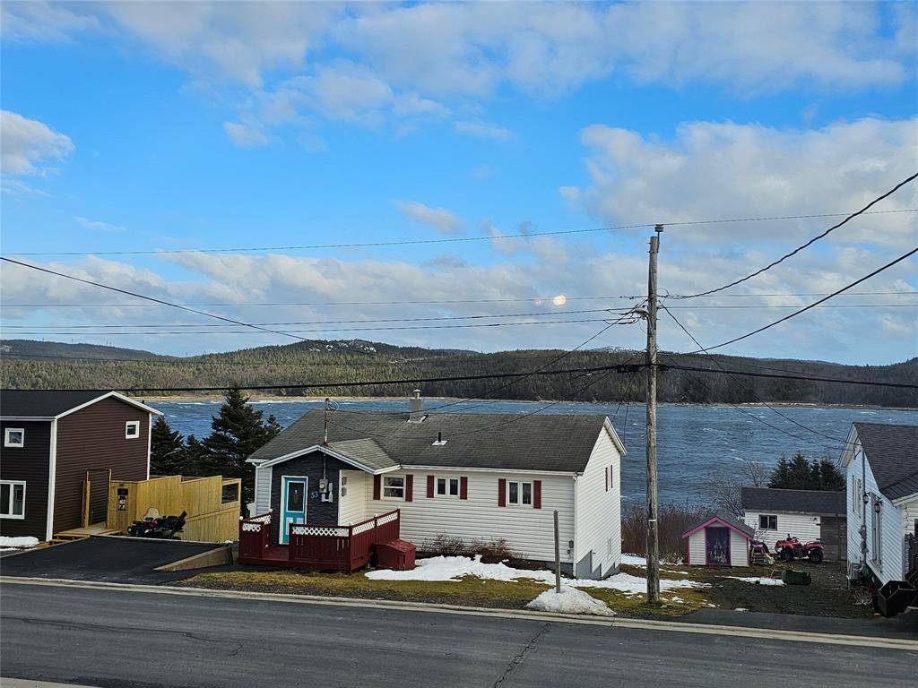 Arnolds Cove, NL A0B 1A0,48 Harbour Buffett Road