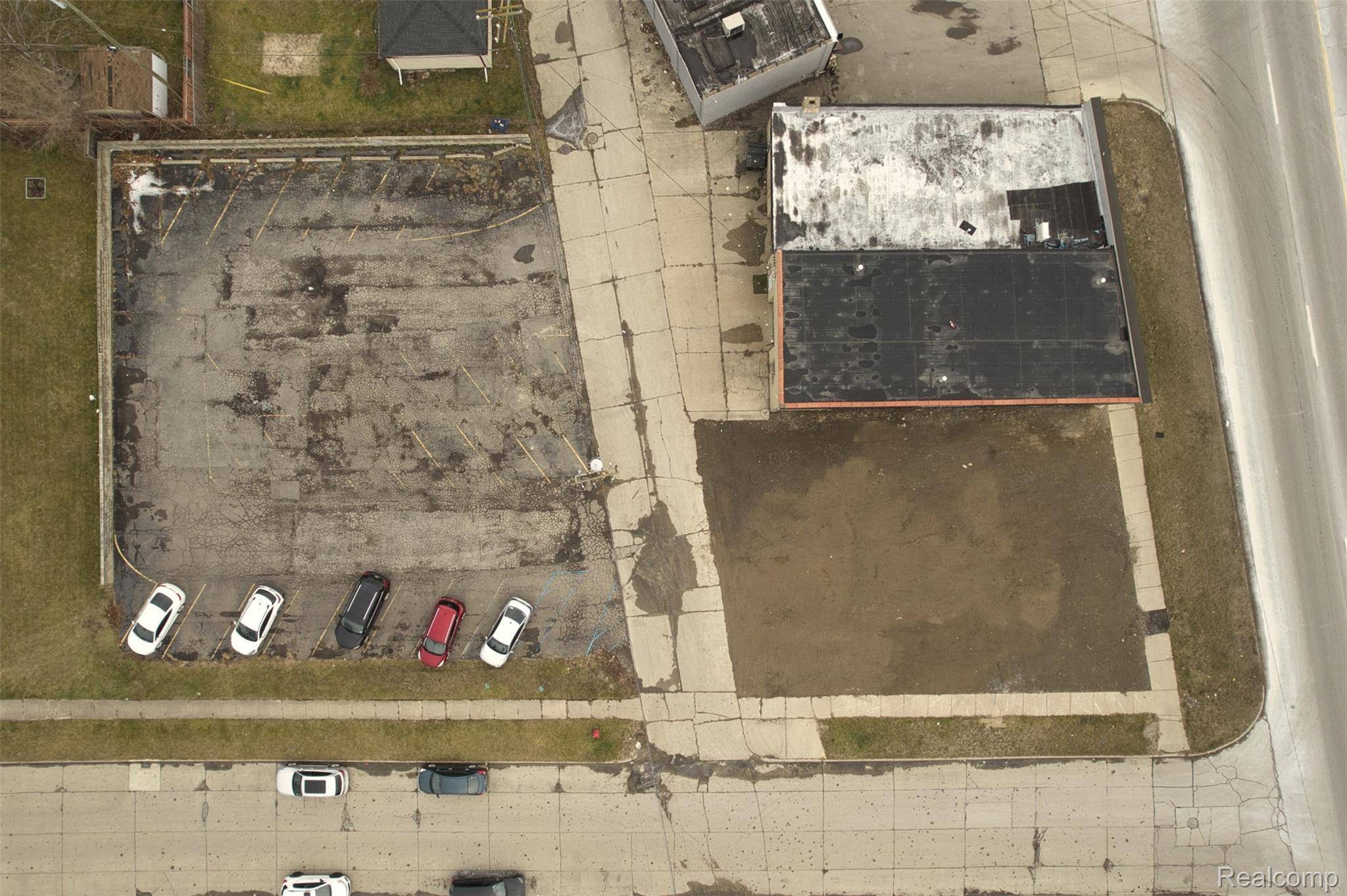 Lincoln Park, MI 48146,722 Southfield RD