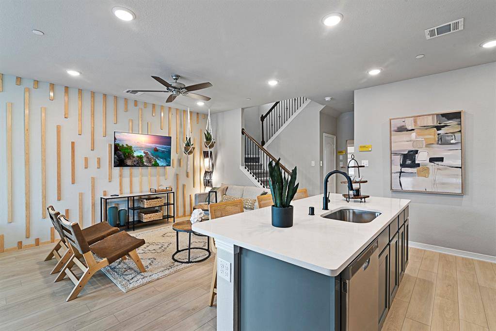 Fort Worth, TX 76120,234 Territory Trail #15