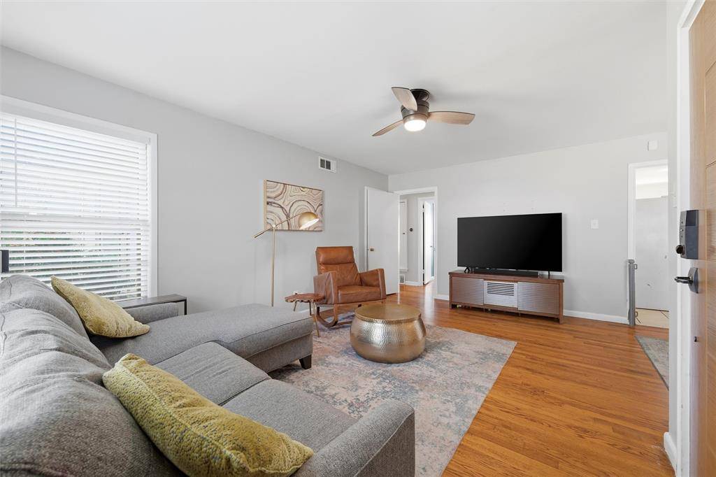 Arlington, TX 76013,1212 W Lovers Lane