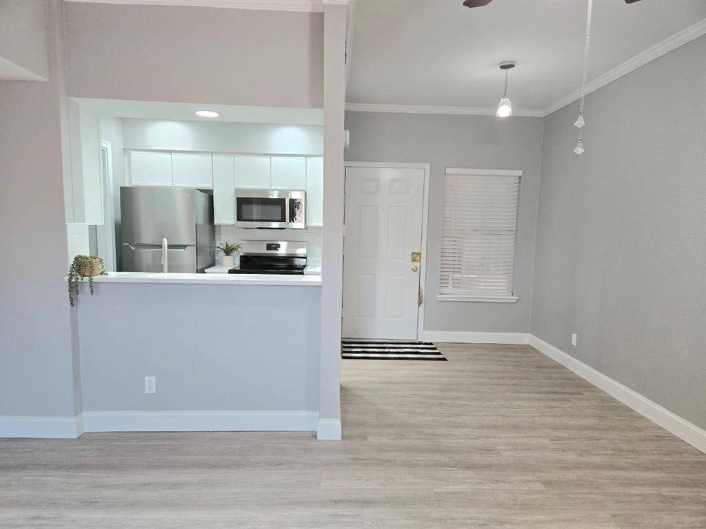 Dallas, TX 75248,5325 Bent Tree Forest Drive #1129