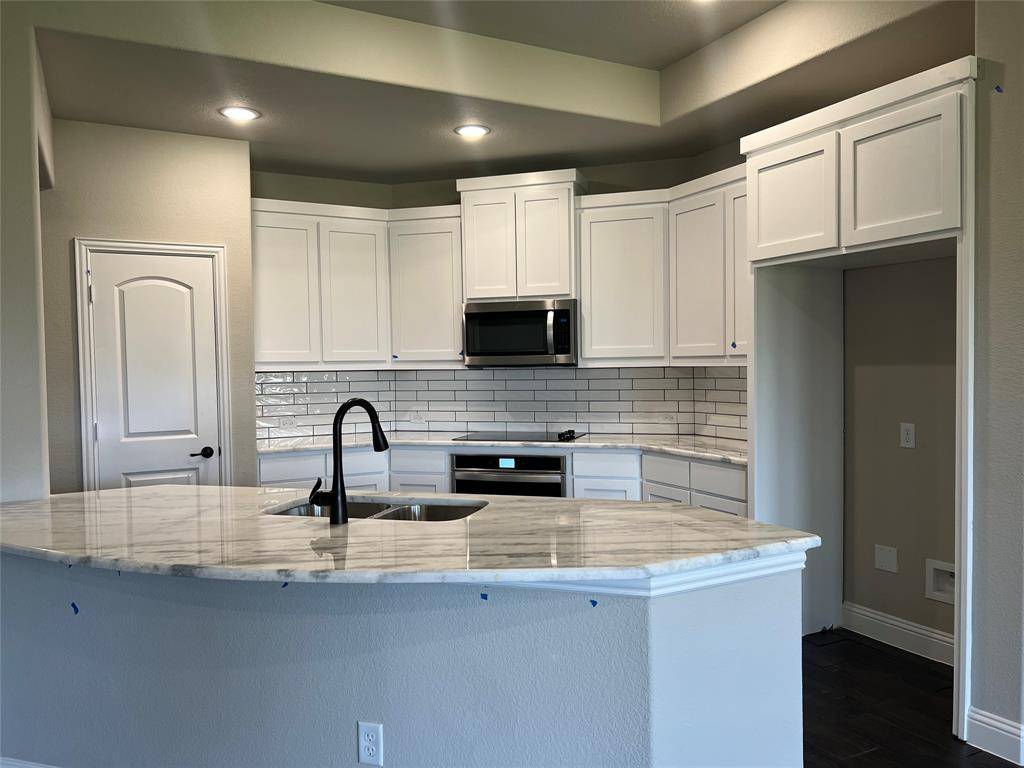 Waxahachie, TX 75165,249 Lillian Lane