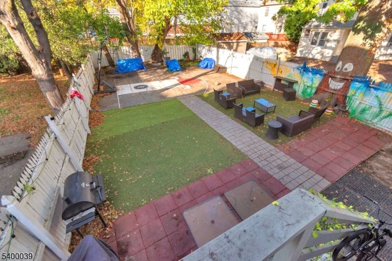 Elizabeth City, NJ 07202,111 Murray St