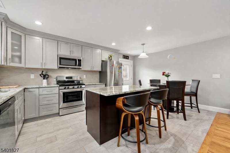 Perth Amboy City, NJ 08861,361 Garretson Ave